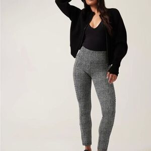 #137 ATHLETA herringbone leggings 